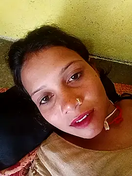 Snapshot of Chandni_Love143 chatting on 21, 10, 2025 Chandni Love143 online show from 21, 10, 2025