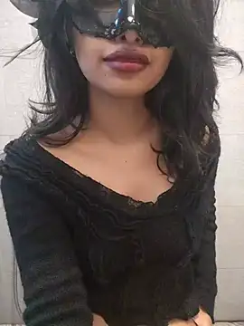 Minu Cam online show from 17, 7, 2026