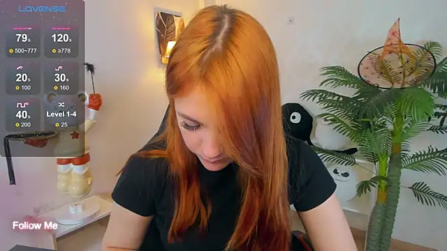 Snapshot of Gingerr_pie chatting on 23, 11, 2025 Gingerr pie online show from 23, 11, 2025