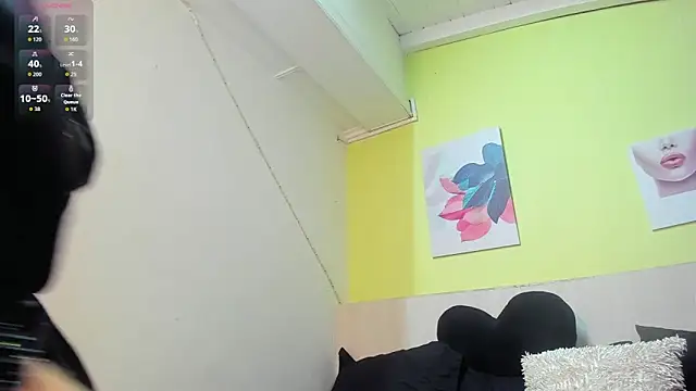 Snapshot of AtheneaArbelaez_ chatting on 5, 11, 2025 AtheneaArbelaez online show from 5, 11, 2025