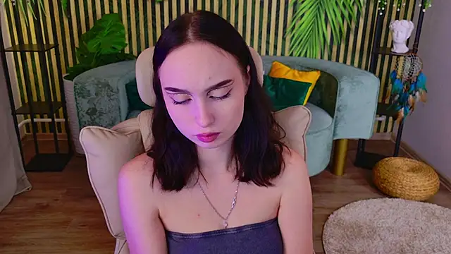 MonikaCarter online show from 4, 10, 2025