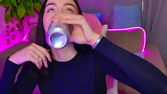 MonikaCarter online show from 14, 10, 2025