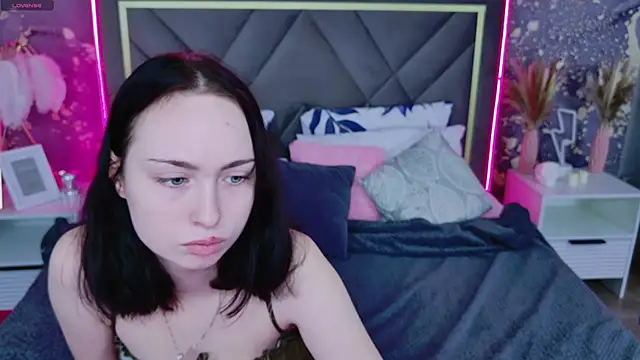 MonikaCarter online show from 28, 11, 2025