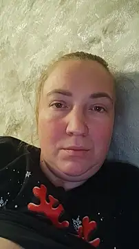 Snapshot of Kiss_Eva chatting on 11, 12, 2024 Kiss Eva online show from 11, 12, 2024