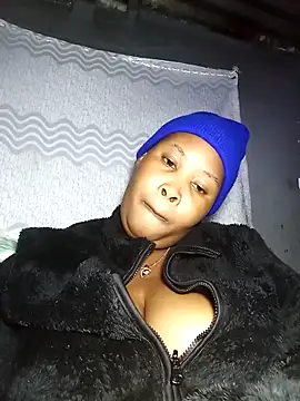 OCEANSQUITERXXX online show from 27, 10, 2025