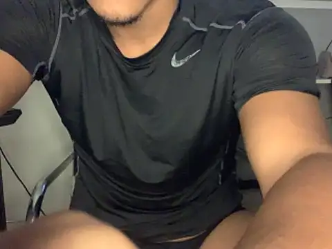 Snapshot of edualqxo chatting on 20, 11, 2025 edualqxo online show from 20, 11, 2025