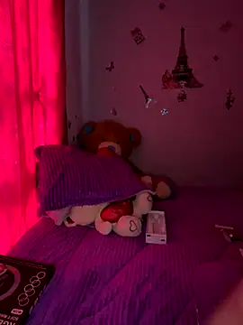 naomirouse  online show from 5, 12, 2025