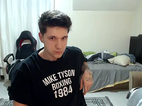 Snapshot of 2handsomemann chatting on 9, 2, 2026 2handsomemann online show from 9, 2, 2026