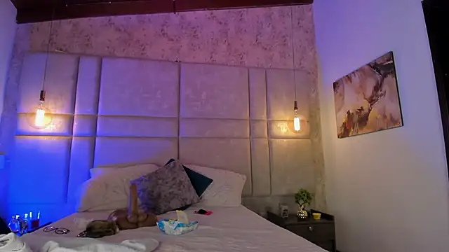 Mily Vermont online show from 18, 4, 2026