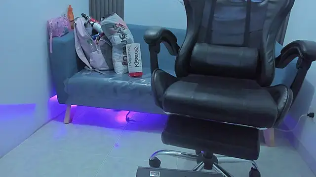 ShaunaDream online show from 5, 10, 2025