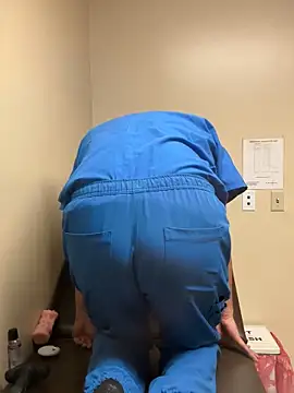 Snapshot of beenastyy chatting on 2, 10, 2025 beenastyy online show from 2, 10, 2025