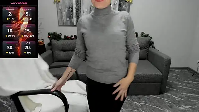 Snapshot of Betty_Jone chatting on 23, 12, 2025 Betty Jone online show from 23, 12, 2025