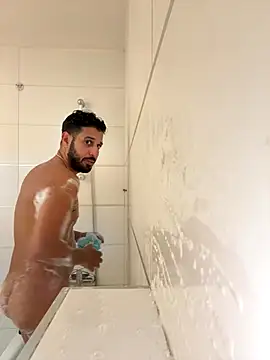 husbandandwifetobe online show from 31, 10, 2025