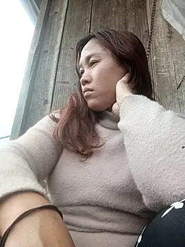 Snapshot of miumiu_00 chatting on 26, 10, 2025 miumiu 00 online show from 26, 10, 2025