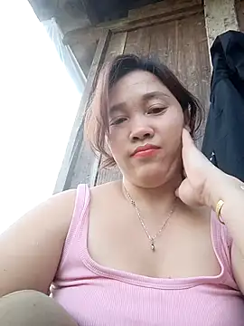 Snapshot of miumiu_00 chatting on 30, 10, 2025 miumiu 00 online show from 30, 10, 2025