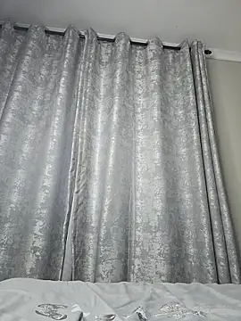 Indian GlowingMiax online show from 4, 4, 2026