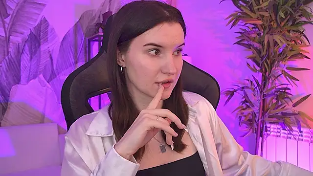 AgataWillis online show from 11, 2, 2026