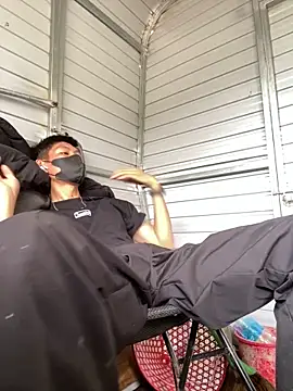 linh21107 online show from 26, 10, 2025