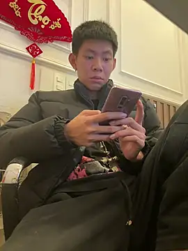 linh21107 online show from 17, 4, 2026