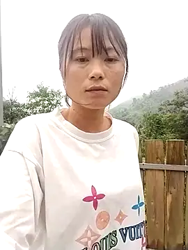 linda bae00 online show from 13, 9, 2025