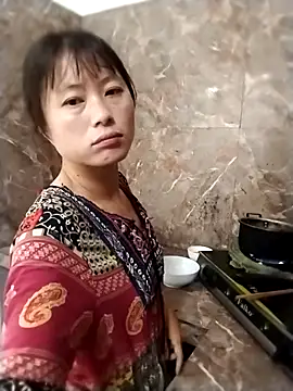 linda bae00 online show from 15, 9, 2025