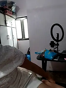 linda bae00 online show from 15, 10, 2025