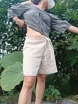 Snapshot of linda_bae00 chatting on 16, 6, 2026 linda bae00 online show from 16, 6, 2026