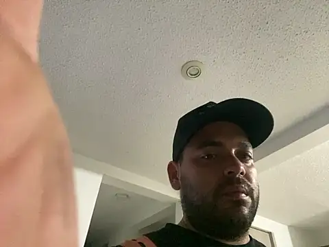 Snapshot of rider239 chatting on 5, 11, 2025 rider239 online show from 5, 11, 2025