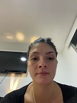 Danielaeliana online show from 11, 4, 2026