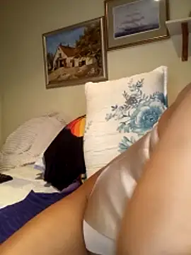 Snapshot of Missparis chatting on 21, 11, 2025 Missparis online show from 21, 11, 2025