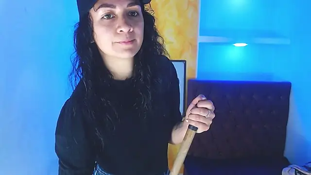 alison moon7 online show from 20, 9, 2025