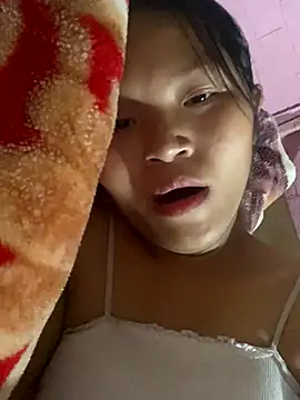 Snapshot of milo_bae chatting on 8, 10, 2025 milo bae online show from 8, 10, 2025
