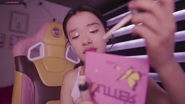 Lana Dreams  online show from 15, 11, 2025