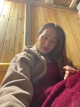 phungtiti online show from 5, 12, 2025