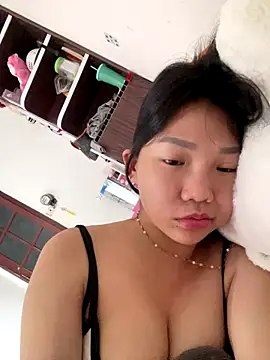 Miumieu online show from 29, 10, 2025