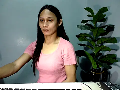 missruffa online show from 14, 9, 2025