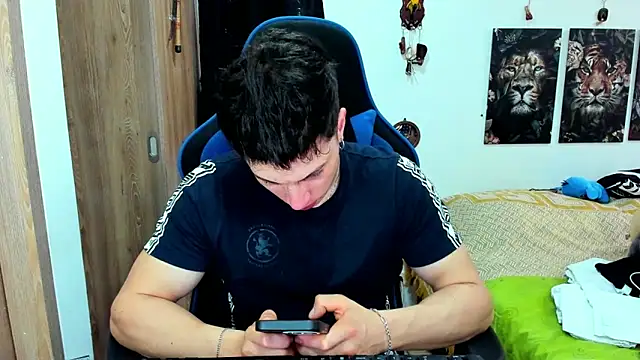 javiersexymann online show from 12, 12, 2024