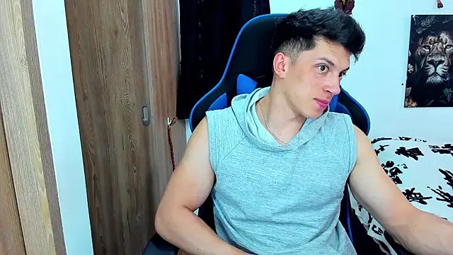 javiersexymann online show from 10, 2, 2025