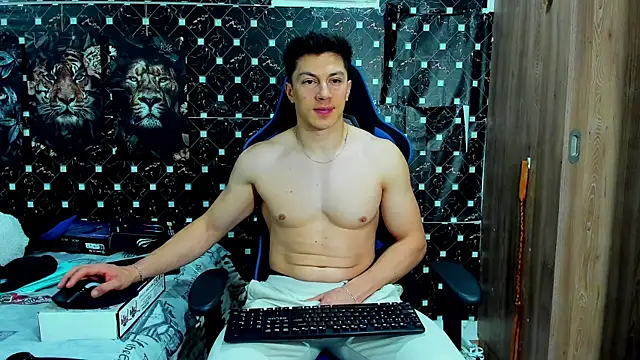 Snapshot of javiersexymann chatting on 3, 5, 2026 javiersexymann online show from 3, 5, 2026