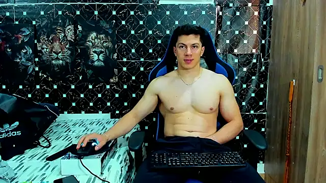 Snapshot of javiersexymann chatting on 7, 5, 2026 javiersexymann online show from 7, 5, 2026