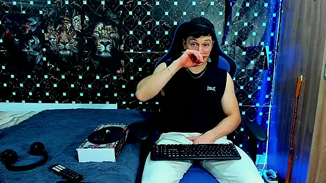Snapshot of javiersexymann chatting on 27, 5, 2026 javiersexymann online show from 27, 5, 2026
