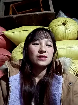 Snapshot of Mini3333 chatting on 23, 11, 2025 Mini3333 online show from 23, 11, 2025