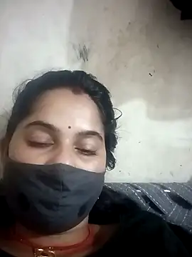 Snapshot of JULEE-740 chatting on 9, 9, 2025 JULEE-740 online show from 9, 9, 2025