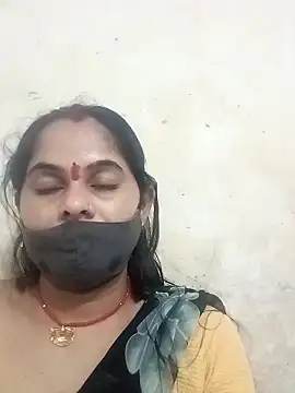 Snapshot of JULEE-740 chatting on 26, 9, 2025 JULEE-740 online show from 26, 9, 2025