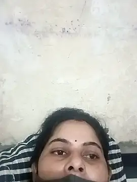 Snapshot of JULEE-740 chatting on 28, 9, 2025 JULEE-740 online show from 28, 9, 2025