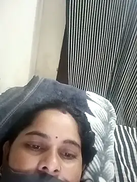 Snapshot of JULEE-740 chatting on 25, 10, 2025 JULEE-740 online show from 25, 10, 2025