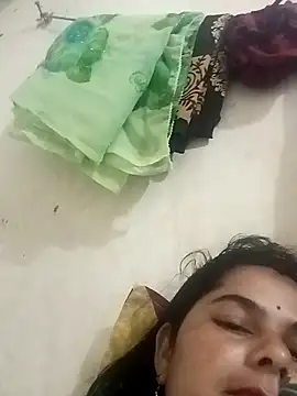 Snapshot of JULEE-740 chatting on 27, 10, 2025 JULEE-740 online show from 27, 10, 2025