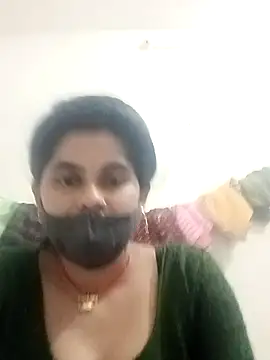 Snapshot of JULEE-740 chatting on 27, 10, 2025 JULEE-740 online show from 27, 10, 2025