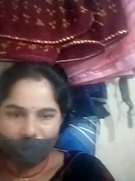 Snapshot of JULEE-740 chatting on 28, 10, 2025 JULEE-740 online show from 28, 10, 2025