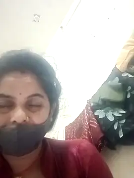 Snapshot of JULEE-740 chatting on 31, 10, 2025 JULEE-740 online show from 31, 10, 2025